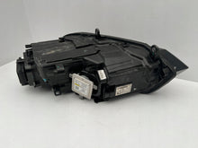 Laden Sie das Bild in den Galerie-Viewer, Frontscheinwerfer VW Touareg 7P1941034 Xenon Rechts Scheinwerfer Headlight