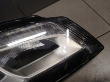 Laden Sie das Bild in den Galerie-Viewer, Frontscheinwerfer Audi A3 8P0941004 Xenon Rechts Scheinwerfer Headlight SCH1735467794up