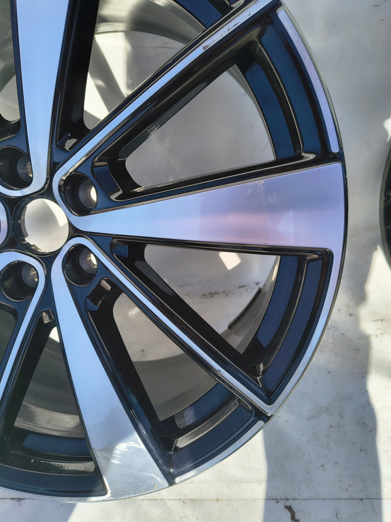 1x Alufelge 19 Zoll 9.0" 5x108 53ET 32134523 Polestar 1 Rim Wheel