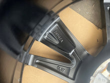 Load image into Gallery viewer, 1x Alufelge 18 Zoll 7.0" 5x114.3 Toyota Rav 4 Rim Wheel FEL4994509342ui