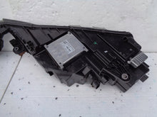 Laden Sie das Bild in den Galerie-Viewer, Frontscheinwerfer Skoda Octavia 5E1941016D LED Rechts Scheinwerfer Headlight SCH1645292996ga