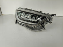 Load image into Gallery viewer, Frontscheinwerfer Mazda Yaris Rechts Scheinwerfer Headlight SCH2832780144az