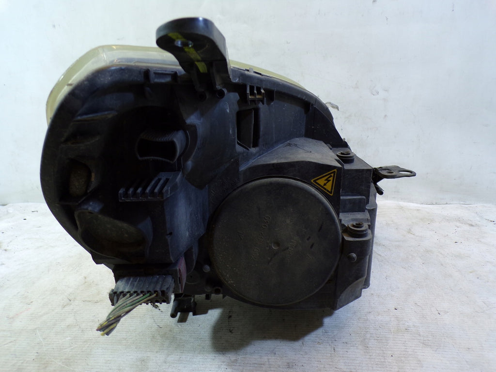 Frontscheinwerfer Opel Zafira B A 0301214281 Xenon Ein Stück (Rechts oder Links)