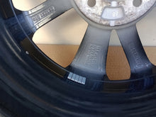 Laden Sie das Bild in den Galerie-Viewer, 1x Alufelge 16 Zoll 6.0&quot; 4x100 43ET Glanz Silber 1ST601025 Skoda Citigo