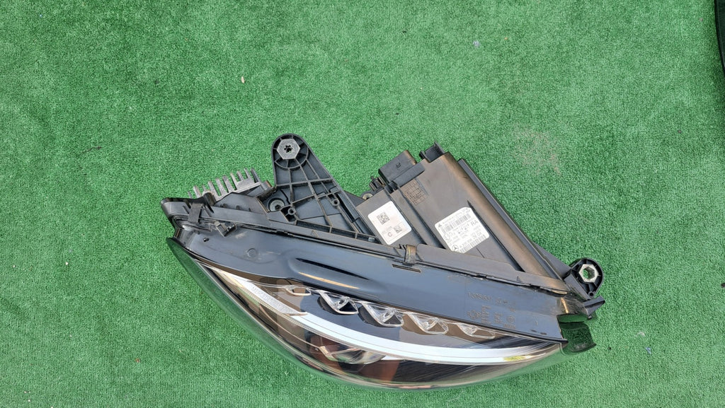 Frontscheinwerfer Mercedes-Benz W205 A2059062604 LED Rechts Headlight SCH1370385213ln