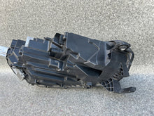 Laden Sie das Bild in den Galerie-Viewer, Frontscheinwerfer Skoda Octavia IV 5E4941015A Links Scheinwerfer Headlight SCH4501226411ue