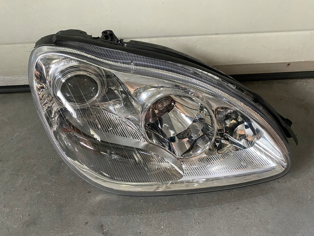 Frontscheinwerfer Mercedes-Benz A2208204061 Halogen Rechts Headlight