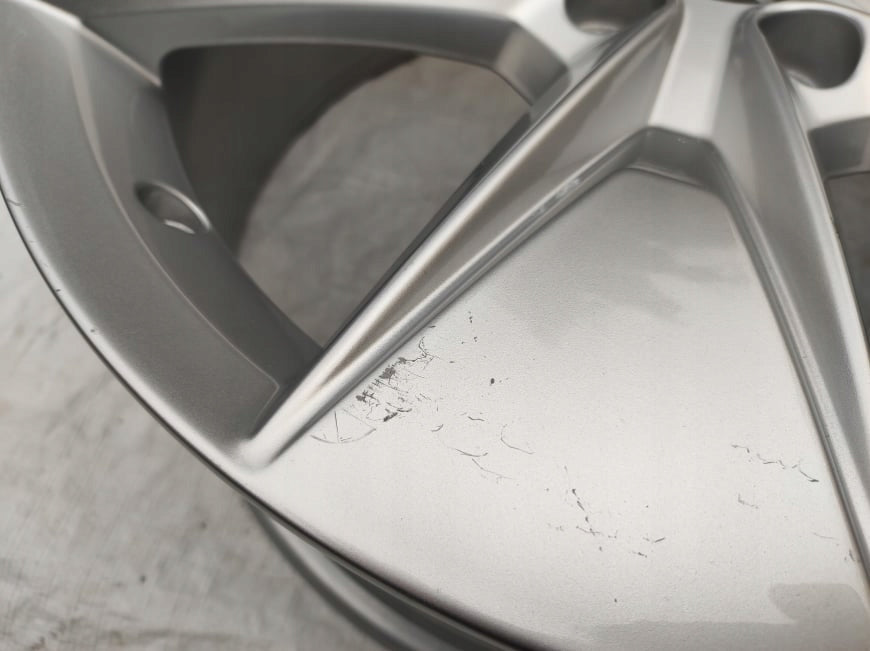 1x Alufelge 18 Zoll 7.5" 5x108 50 5ET 31680200 Volvo S60 V60 Rim Wheel