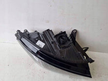 Laden Sie das Bild in den Galerie-Viewer, Frontscheinwerfer Skoda Enyaq IV 5LB941016A Rechts Scheinwerfer Headlight