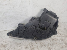 Laden Sie das Bild in den Galerie-Viewer, Frontscheinwerfer Mercedes-Benz MKE179 Rechts Scheinwerfer Headlight