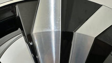 Load image into Gallery viewer, 1x Alufelge 17 Zoll 6.5" 5x100 39ET Glanz Schwarz 2GM601025AJ VW T-Cross FEL6139594333ue