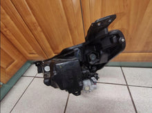 Laden Sie das Bild in den Galerie-Viewer, Frontscheinwerfer Mazda II LED Rechts Scheinwerfer Headlight SCH6912526319ih