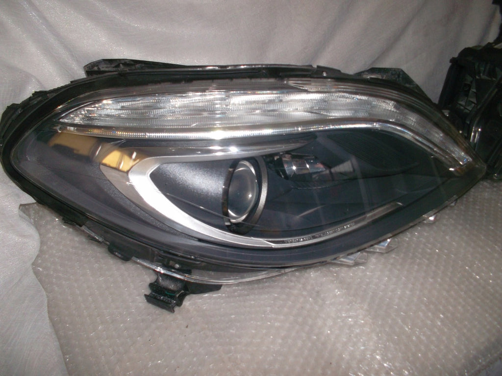 Frontscheinwerfer Mercedes-Benz W246 A2468200761 Ein Stück (Rechts oder Links) SCH9825658755hy