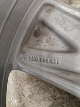 Load image into Gallery viewer, 1x Alufelge 19 Zoll 8.0" 5x120 43ET 2H0071499 VW Amarok Transporter Rim Wheel FEL4976931845ea