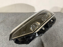 Laden Sie das Bild in den Galerie-Viewer, Frontscheinwerfer VW Passat 3G1941081T LED Links Scheinwerfer Headlight SCH1412889999jl