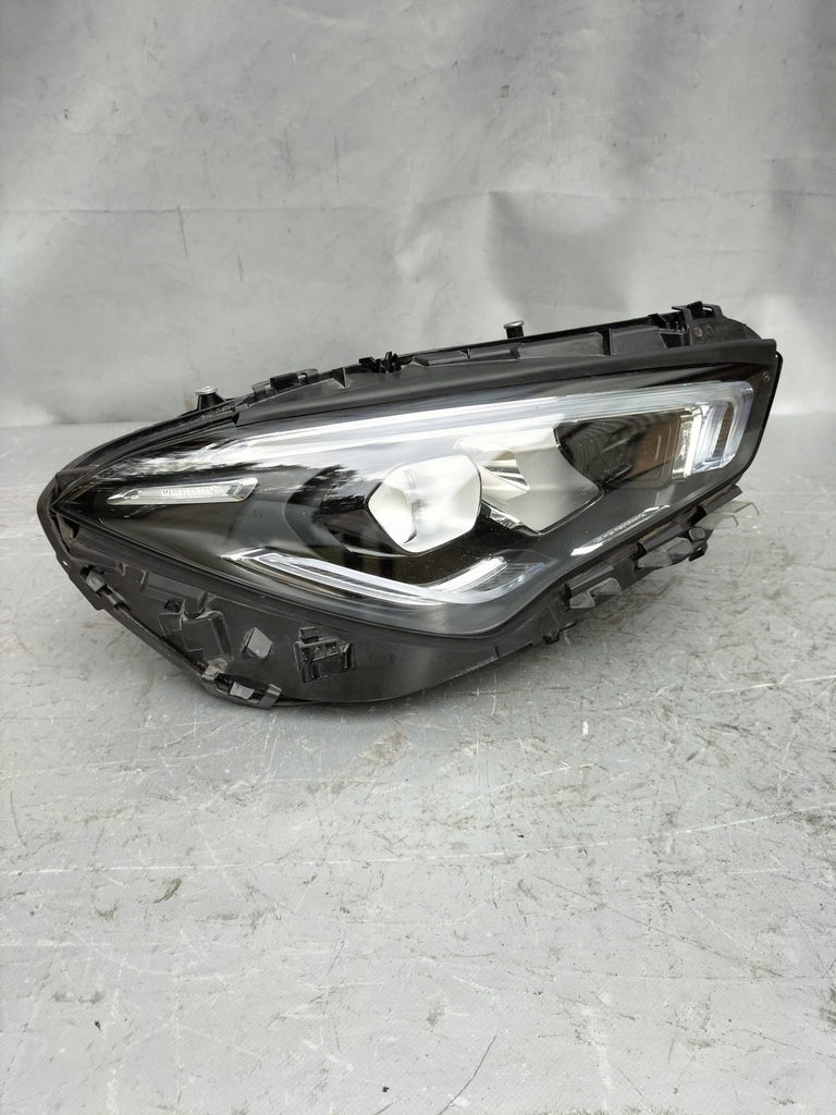 Frontscheinwerfer Mercedes-Benz Cla C118 A1189062600 Rechts Headlight SCH1676406503oa