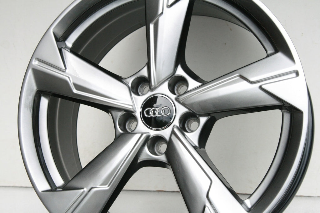 4x Alufelge 18 Zoll 8.0" 5x112 39ET Glanz 4K0601025 Audi Rim Wheel