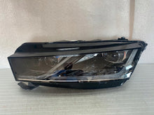 Laden Sie das Bild in den Galerie-Viewer, Frontscheinwerfer Skoda Octavia 5E4941015A LED Links Scheinwerfer Headlight SCH3493177811vs