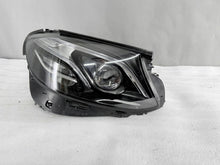 Laden Sie das Bild in den Galerie-Viewer, Frontscheinwerfer Mercedes-Benz W213 A2139069608 LED Rechts Headlight SCH5383792339ef
