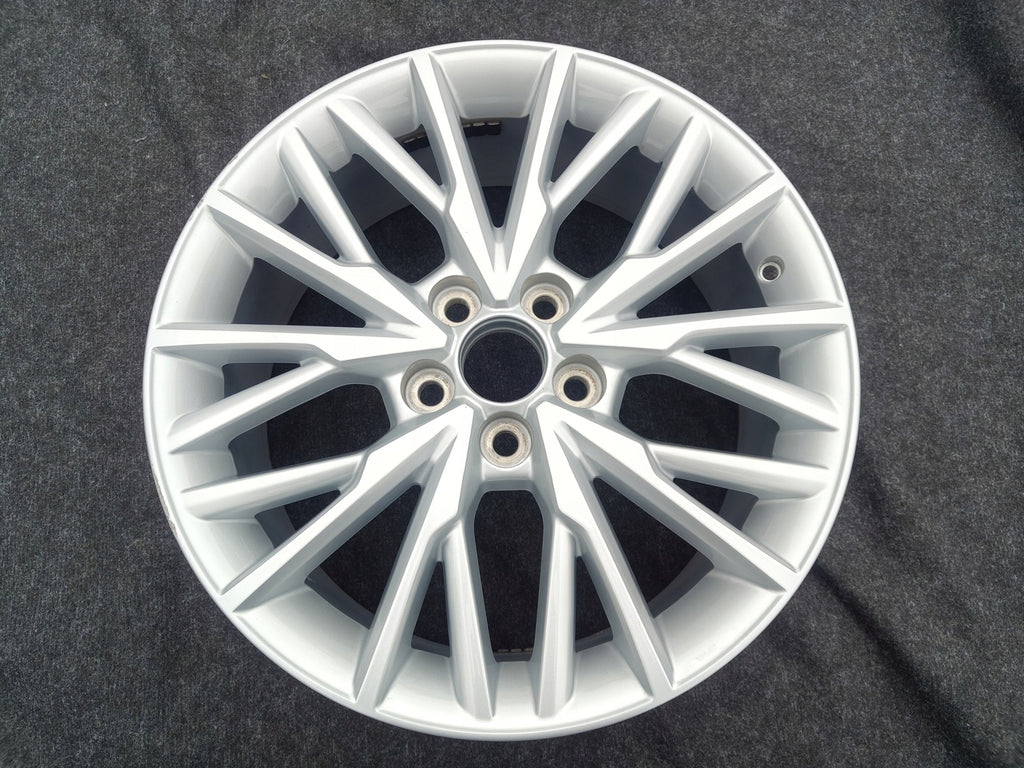 1x Alufelge 18 Zoll 7.0" 5x114.3 50ET PW457-10000 Toyota C-Hr Rim Wheel