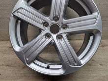 Load image into Gallery viewer, 1x Alufelge 18 Zoll 5x112 5G0601025BK VW Golf Vii Rim Wheel FEL2301048507iw