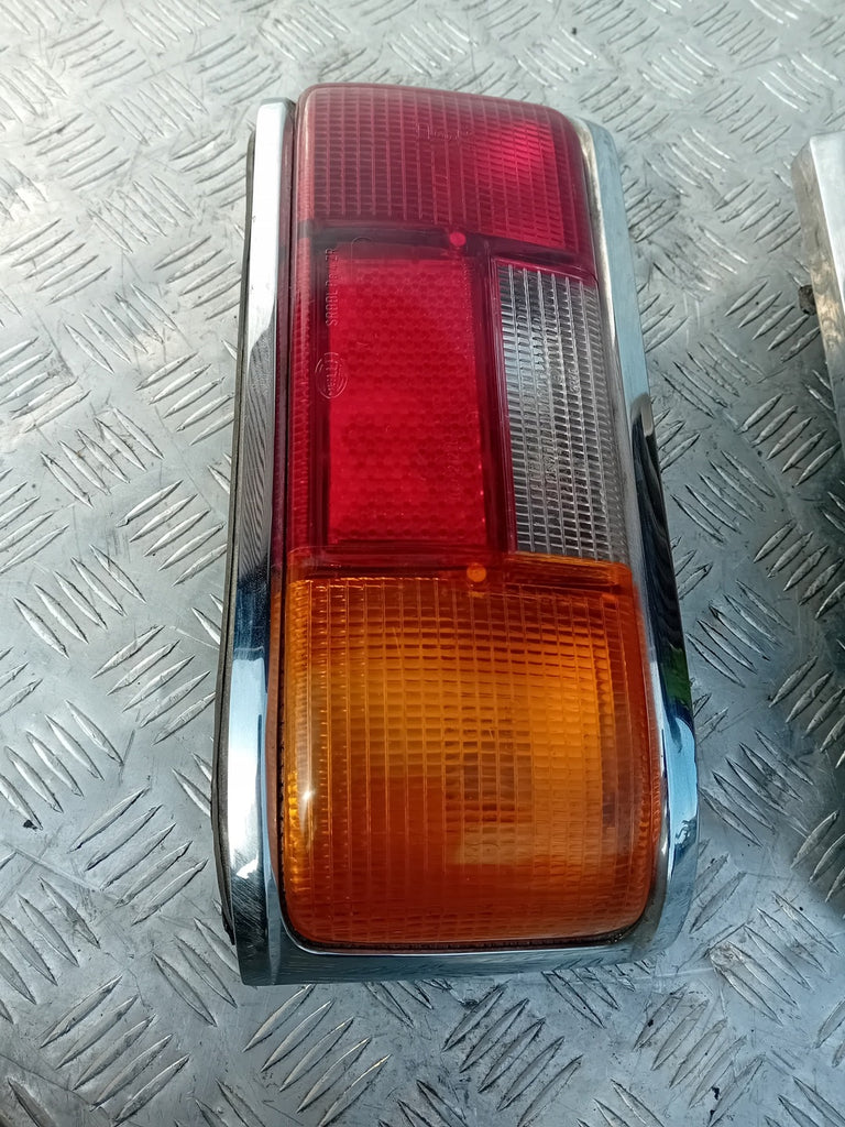 Frontscheinwerfer Mercedes-Benz W115 Ein Stück (Rechts oder Links) Headlight