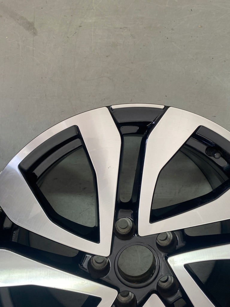 1x Alufelge 17 Zoll 7.0" 5x112 45ET Glanz Silber 2GA601025AF VW T-Roc Rim Wheel FEL8023765354nv
