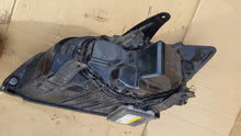 Load image into Gallery viewer, Frontscheinwerfer Ford Focus 4M51-13W03029-EF Xenon Links Scheinwerfer Headlight