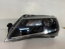 Laden Sie das Bild in den Galerie-Viewer, Frontscheinwerfer Skoda Superb III 3V1941015B Bi-Xenon Links Headlight SCH4241567325du
