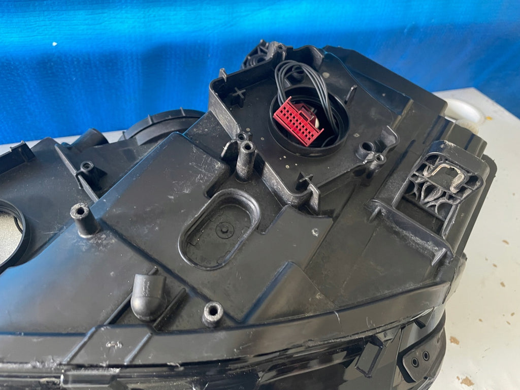 Frontscheinwerfer Audi A3 8V0941006 Rechts Scheinwerfer Headlight SCH9313468498eg