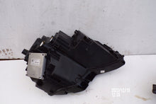 Laden Sie das Bild in den Galerie-Viewer, Frontscheinwerfer Skoda Karoq 57B941015F LED Links Scheinwerfer Headlight SCH6435470332qi