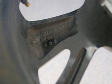 Laden Sie das Bild in den Galerie-Viewer, 1x Alufelge 16 Zoll 6.5" 4x108 32ET Glanz Schwarz 9833892580 Opel Corsa F FEL2213010286sm