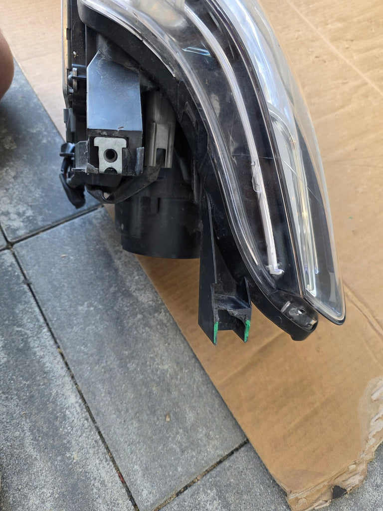 Frontscheinwerfer Mitsubishi Outlander III Ein Satz Scheinwerfer Headlight