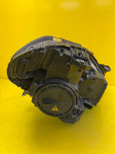 Laden Sie das Bild in den Galerie-Viewer, Frontscheinwerfer Mercedes-Benz W246 A2468207761 Xenon Links Headlight SCH4267022862tz