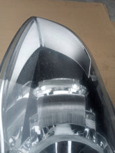 Laden Sie das Bild in den Galerie-Viewer, Frontscheinwerfer Audi A4 B7 8E0941003 Links Scheinwerfer Headlight SCH7692236744fq