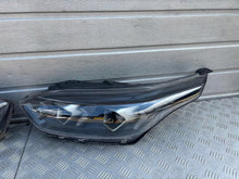 Laden Sie das Bild in den Galerie-Viewer, Frontscheinwerfer Kia Ceed Full LED Ein Stück (Rechts oder Links) Headlight