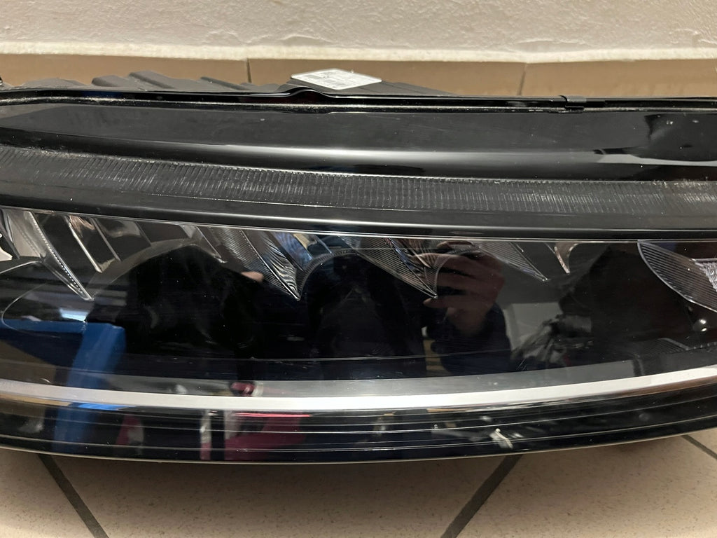 Frontscheinwerfer Skoda Octavia IV 5E4941018 LED Rechts Scheinwerfer Headlight SCH3959499554bv