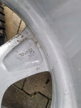 Load image into Gallery viewer, 1x Alufelge 16 Zoll 7.0&quot; 5x120 40ET Glanz Silber 6796199 BMW 1 F21 F20 Rim Wheel