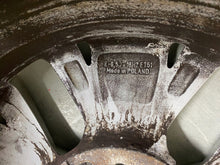 Load image into Gallery viewer, 1x Alufelge 16 Zoll 6.5" 5x120 51ET Glanz Silber 7E0601025F VW T6 T5 Rim Wheel FEL7736134205pg