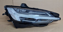 Laden Sie das Bild in den Galerie-Viewer, Frontscheinwerfer Volvo S60 II V60 32338034 LED Rechts Scheinwerfer Headlight
