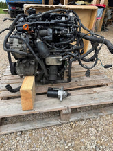 Load image into Gallery viewer, Motor Audi Seat Skoda VW I BWA AXX 2.0 TFSI 172TKm Benzin Engine Komplett MOT2242212497ft