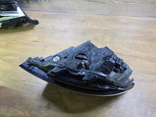 Laden Sie das Bild in den Galerie-Viewer, Frontscheinwerfer VW T6 7L1941036D Rechts Scheinwerfer Headlight SCH6150406008jp