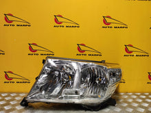 Laden Sie das Bild in den Galerie-Viewer, Frontscheinwerfer Toyota Land Cruiser 200 Xenon Links Scheinwerfer Headlight
