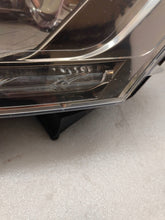 Laden Sie das Bild in den Galerie-Viewer, Frontscheinwerfer Citroën C4 Picasso I NDX3290 Xenon Links Headlight