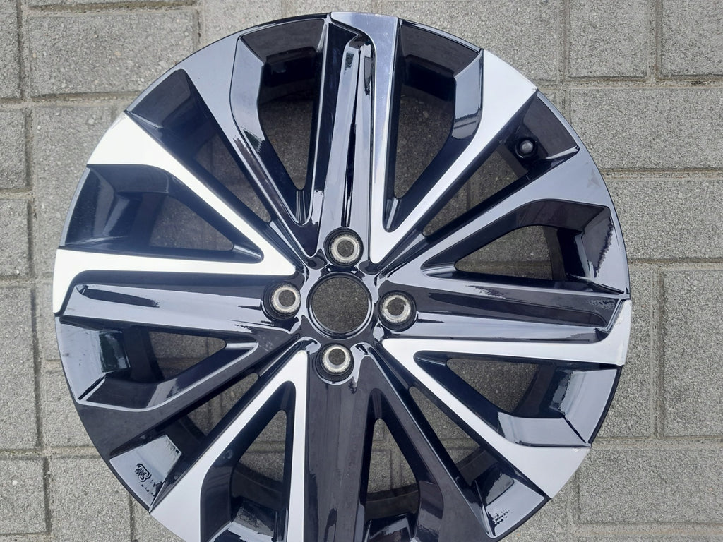 1x Alufelge 18 Zoll 5.0" 4x100 40ET Glanz PW4570H014MB Toyota Aygo X Rim Wheel FEL2163961351ug