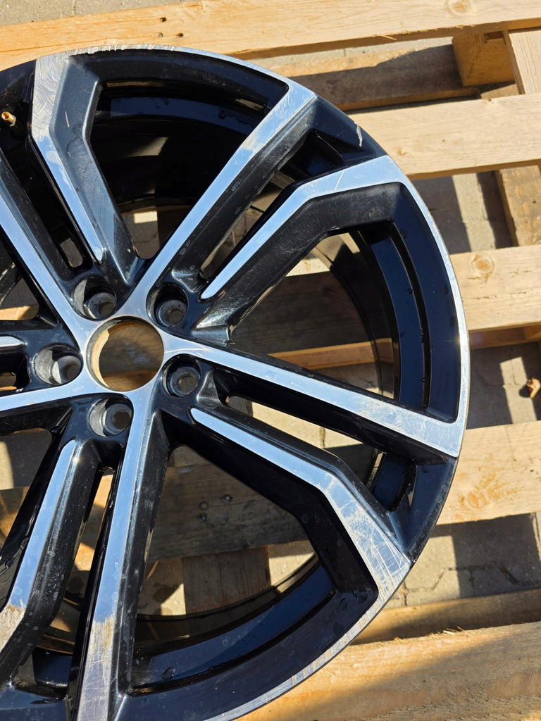 1x Alufelge 20 Zoll 8.5" 5x108 47 5ET Glanz Schwarz 32243397 Volvo S90 V90 FEL1401828140xm