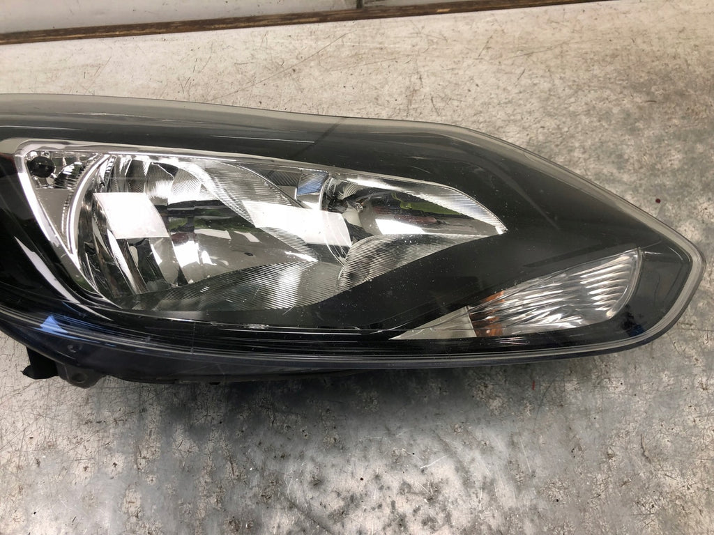 Frontscheinwerfer Ford Focus BM51-13W029-CJ LED Rechts Scheinwerfer Headlight