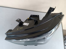 Laden Sie das Bild in den Galerie-Viewer, Frontscheinwerfer Cupra Born 10F941007H Links Scheinwerfer Headlight SCH3246802542pn