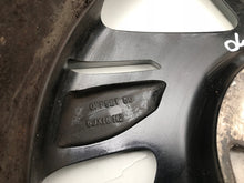 Load image into Gallery viewer, 1x Alufelge 16 Zoll 6.0" 4x114.3 50ET 52910-00200 Hyundai Bayon Rim Wheel FEL2504308029ba