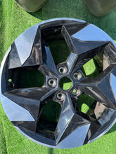 Laden Sie das Bild in den Galerie-Viewer, 1x Alufelge 18 Zoll 7.0&quot; 5x114.3 403002401R Renault Rim Wheel